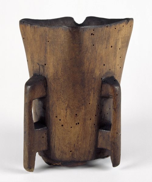 Wooden cup with handles
