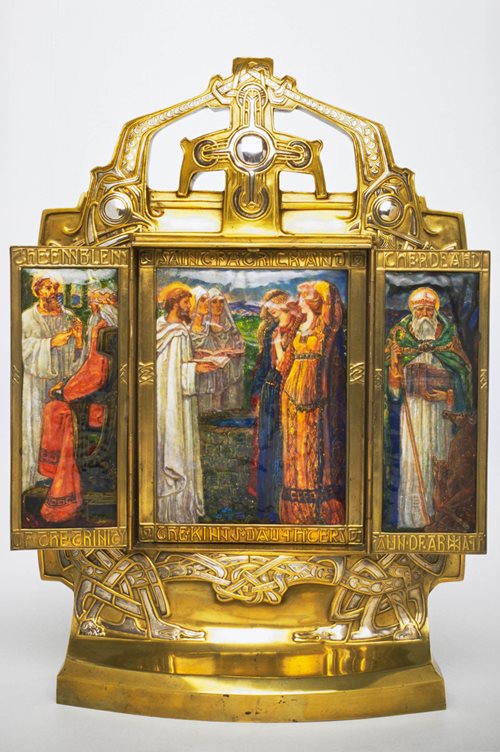 Gold triptych with three paintings