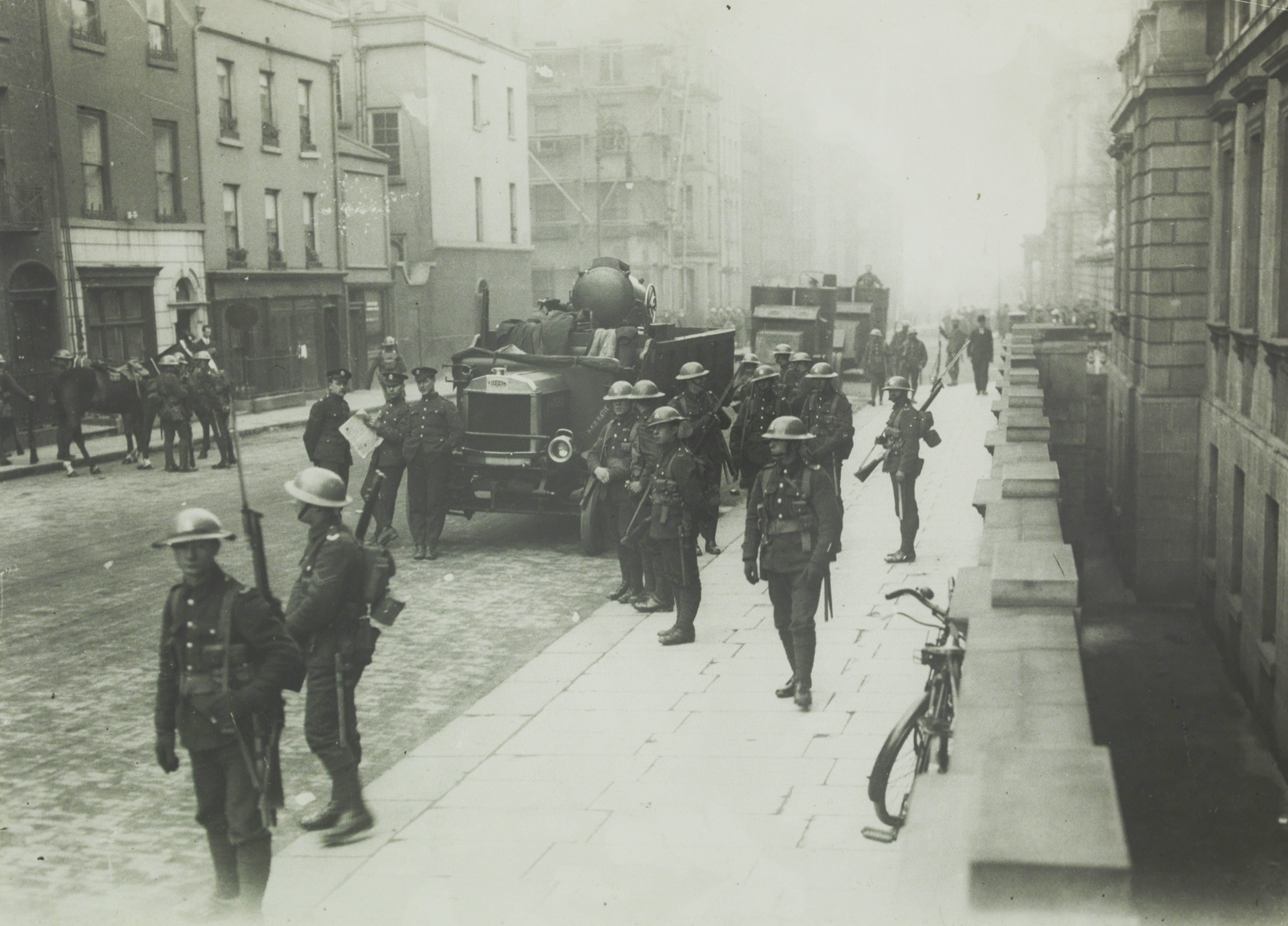 British military search houses, 1920-21